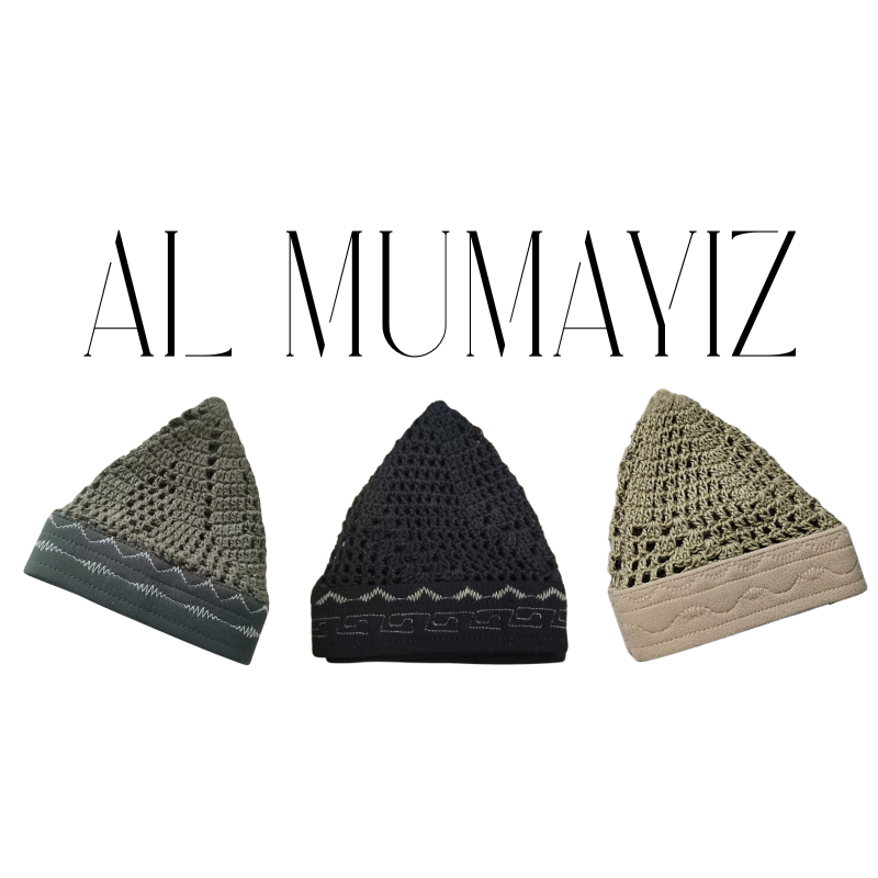 Chechias traditionnelles Al Mumayiz en présentation, destinées aux revendeurs